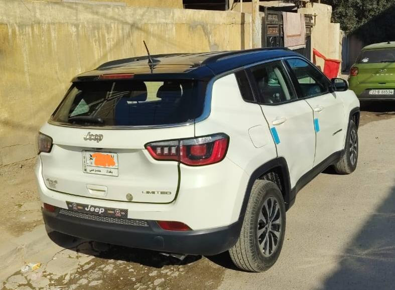 السلام عليكم
جيب كومباس لمتد 2018 بغداد لون ابيض
تو كلر  فول مواصفات 
شاشه جبيره
 تحكم ستيرن جهتين
هاند بريك بصمه
اوتو ستوب
فور ويل 4×4
تبريد قطعتين
بصمة تشغيل عن بعد
كشنات جلد 
اشاير بلمري
ويل كب كروم
صور حادث بالمنشور
السعر 130 ورقه مكان بغداد الدوره ***********
