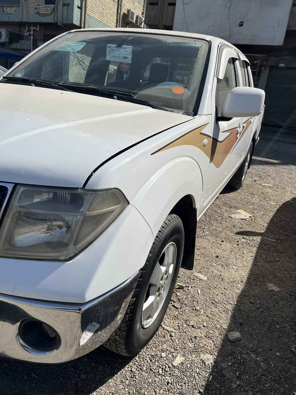 سلام عليكم نيفاره 14للبيع ماشيه 97حقيقي مال جناي 
مكفوله من الصبغ عدا باردات قليله مكينه مبدل واشر مال قبق فقط رقم بغداد باسمي لوحات نكليزي السعر 135وبيهه مجال لشراي ***********
