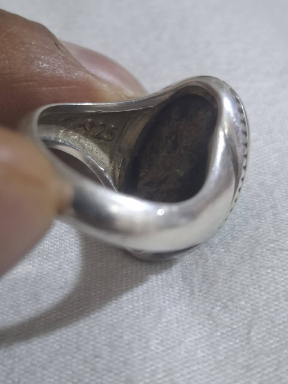 مزاد على هذا الحجر 
قيم بما يرضي الله اخي


**إذا كنت صاحب هذا الإعلان وتريد حذفه لأي سبب، رجاءا أرسل رسالة إلى الدعم الفني**