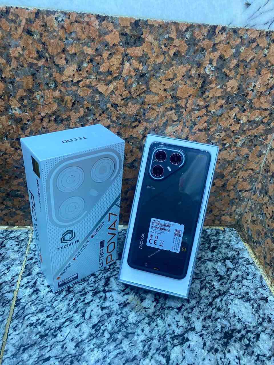 جهاز تكنو بوفو 7 الترا 5G استعمال سبوع فقط مشحون  ٥ مرات جهاز بعده بل باكيت ذاكره 256 وهاي مواصفاته وشكله كدامكم السعر 380 الف شي بسيط للشراي لحد يكسر بسعره اتصال على *********** Singapore
