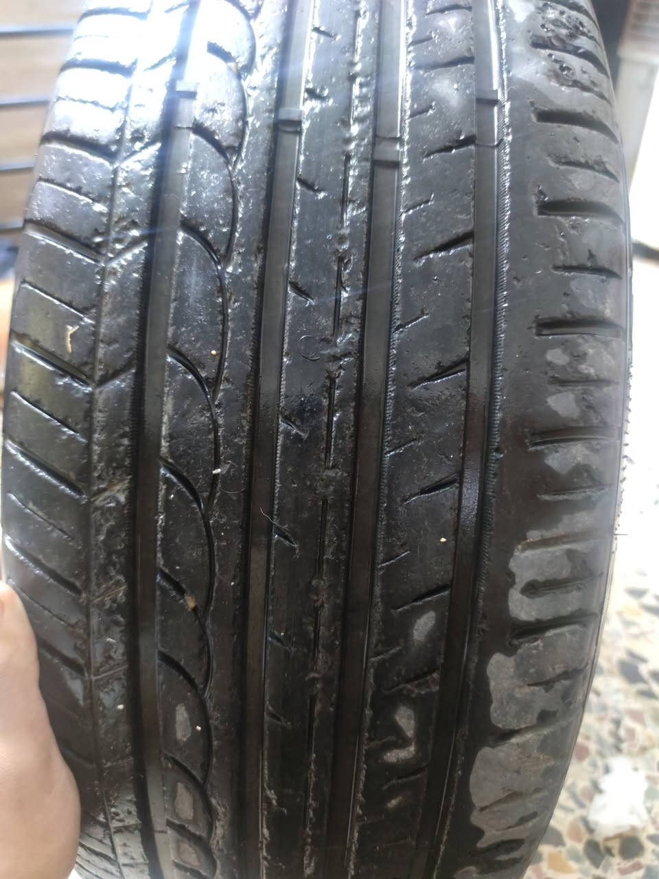 مرحبا اخوان 
عندي زوج ويالة مال جارجر جي تي حجم 20 للبيع الويالة اصليات واحد نضيف أو الاخ بي فطر صغير أو أمصلح السعر 175 الف أو بيها مجال بسيط  للعلم بيها زوج تايرات حجم  240/45/20 إنتاج 23 
مكاني بغداد رئاسة العبيدي 
رقم 
***********
