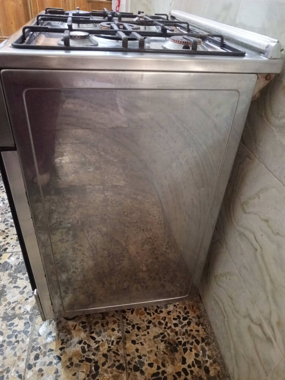 طباخ 5 عيون نضيف كلة سغال نارتة تخبل مسنعجلة علة بيعتة داشيل ب200 وبي مجال


**إذا كنت صاحب هذا الإعلان وتريد حذفه لأي سبب، رجاءا أرسل رسالة إلى الدعم الفني**