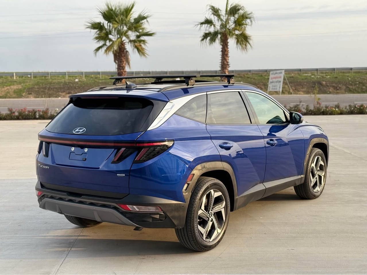 السلام عليكم 
هیوندای تكسون 2024
سعر : 185ومجال 
اللوان :نيلى 
عداد المسافه : الف
حجم المحرك : 2.5L (4.سلندر )
ملاحظه : چاملغ و حافه البوند صبغ بدون نقطه دواخل

ارباگ سستم بلادى شرط فحص 
حادث خفيف بدون دواخل ✅
رقم شاصى 5NMJECDE6RH316948

فول فول مواصفات 1/1

فتحة سقف بانورما
دةبل اكسل 𝟒𝐱𝟒
تتقدم وترجع بريمونت✅
كيج الكــــتروني 
انــــارة دشبول
بصمة ابواب
بصمة تشغيل 
تشغيل عن بعد (𝐑𝐄𝐌𝐎𝐓𝐄 𝐒𝐓𝐀𝐑𝐓)
شاحن هاتف لاسلكي
شاشة دشبول ديجيتال
سماعات هارمان كاردن عدد 16
عداد كاميرات 6 ستة
كاميرا 360
كاميرا امامي
كاميرا جانبي
كاميرا خلفي
شفتات استيرن
هاند بريك بصمة
اوتو بارك (𝐀𝐔𝐓𝐎 𝐏𝐀𝐑𝐊)
اوتو هولد (𝐀𝐔𝐓𝐎 𝐇𝐎𝐋𝐃)
اوتو ستارت (𝐀𝐔𝐓𝐎 𝐒𝐓𝐀𝐑𝐓)
اوتو ستوب (𝐀𝐔𝐓𝐎 𝐒𝐓𝐎𝐏)
رادار 360
رادار امامي (تحديد مسار)
رادار جانبي  (نقاط عمياء)
رادار خلفي (التحذير من الاصطدام)
حساسات 360
حساسات امامي
حساسات جانبي 
حساسات خلفي
نظام (𝐒𝐌𝐀𝐑𝐓)
نظام (𝐒𝐏𝐎𝐑𝐓)
نظام (𝐂𝐎𝐌𝐅𝐎𝐑)
نطام (𝐄𝐂𝐎)
نظام(𝐒𝐍𝐎𝐖)
كشنات جلد 
جميع كشنات كهربائي
كشنات خزن+ميموري 
كشنات تبريد امامي 
كشنات هيتر  امامي وخلفي
تحكمات استيرن
استيرن هيتر
تبريد لمس
تبريد مركزي 
صندوق شفط كهربائي 
لايتات (𝐋𝐄𝐃) لید عدسة زينون 
بكلايتات (𝐋𝐄𝐃) لید
 ويل كروم 

تفاصيل اكثر الاتصال علی ارقام التاليه  

‏ WhatsApp - Vibir
“
☎️ ***********

عنوان📍عقره اكر, نينوى
