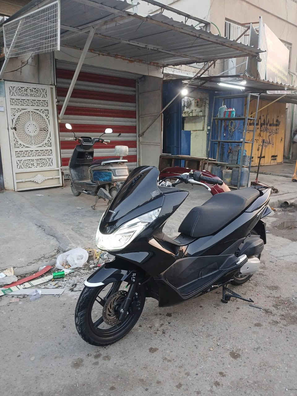 السلام عليكم اخوان دراجه بي سي اكس جيل الثاني مديل 19 دراجه نضيفه مثل مشوفن مامفتوح بيه ولا برغي مكفوله من كلشي السعر 18$ وبيه مجال الطيبين وشراي يتصل ***********
