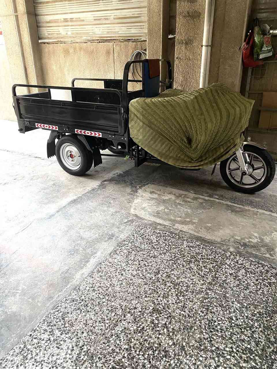 سلام عليكم
ستوته جمره للبيع 
مال بلال لأصليه
مديل 2023
الستوته متروكه وماشيه 36
الرقم ***********
المو شراي لايتصل
