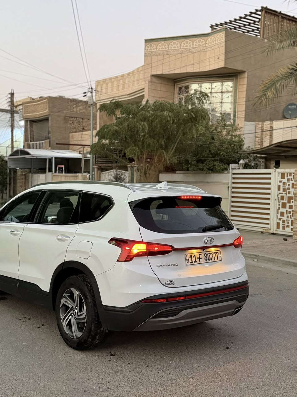 السلام عليكم سنتافي 2023 فول عدا البراما
حادثها جاملغ فقط مبدل والقديم موجود 

وصار هنا بيها مكاني بارد قليل كلش 

ماشيه 57 

سياره فول وخير من الله 

رقم بغداد 

مكانها حي العامل 

سعرها 190وبيها مجال 

***********
