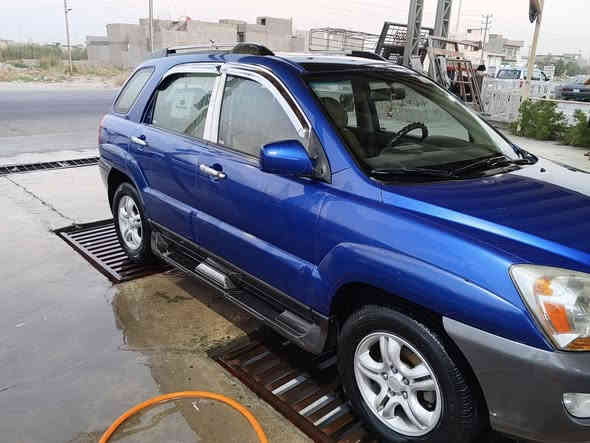 اسبورتج وارد أمريكي موديل 2008 ضرر بس بنيد صبغ بدون دواخل شرط كفاله دواخل مواصفات  فتحه سقف تتفه تبريد كل بلادي مكينه 2700 كير مكينه كله ع بلادي حداديه امامي خلفي كله نضيف سونار مرفق ويا منشور رقم ديالى سعر 110بيه مجال رقم ***********
