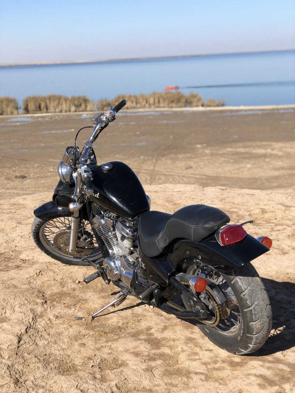 هوندا ستد 400cc دراجة كفالة عامة اوراق كاملة دهن اكسادو مي راديتر زيتي دراجة نضيفة جداً ما ناقصها شي 
السعر 15 ورقة و بي مجال بسيط 
مكاني كربلاء 
***********
خاص مفتوح
