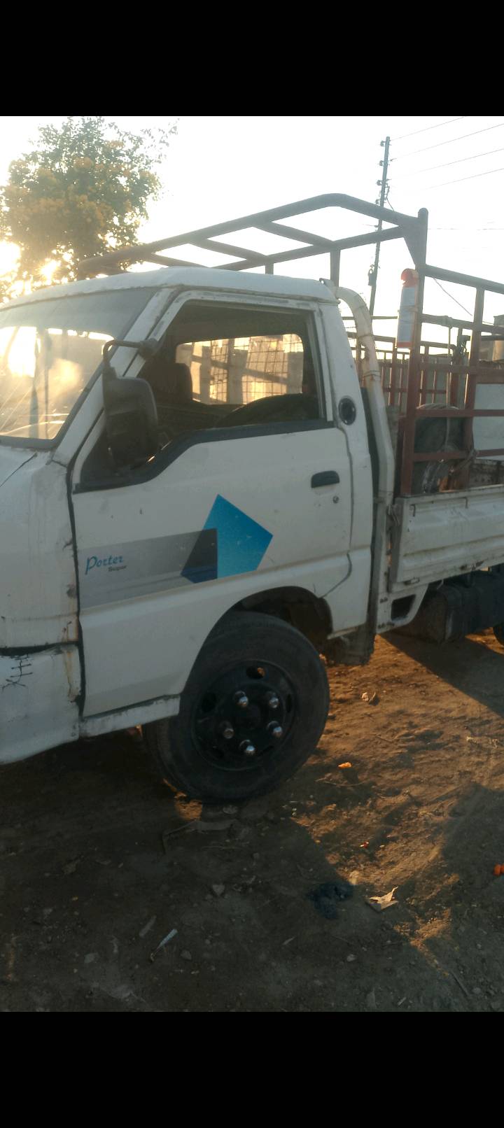 السلام عليكم كيه حمل هونداي فحل سوري موديله 98 كير ومحرك واكسن وشاصي ورقم شاصي مكفول ورقم انكليزي ذي قار 