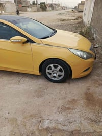 سوناتا 2012خليجي بيه ضربه بل جاملغ الخلفي ومبادل جاهزه اترايك وين متري...