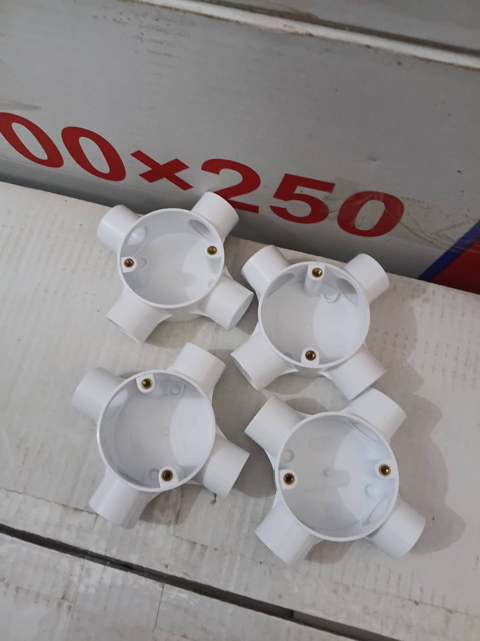 الى أصحاب المحلات تم واصول جكشن ثقيل رباعي 25ملم اصلي صناعه اردني
موجود توصيل إلى جميع محافظات العراق
***********
