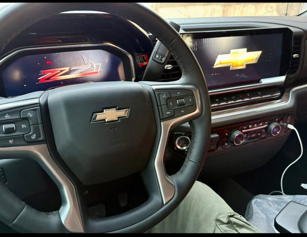 24 Lt
موصفات 
گيجات الكتروني
دشبول تاهو
4/4
شاشه جبيره
ماشيه 15 الف ميل
بجم كبس حادثها باب خلفي مبدل بلادي

330 
بدون رقم 
تترقم اربيل
***********
