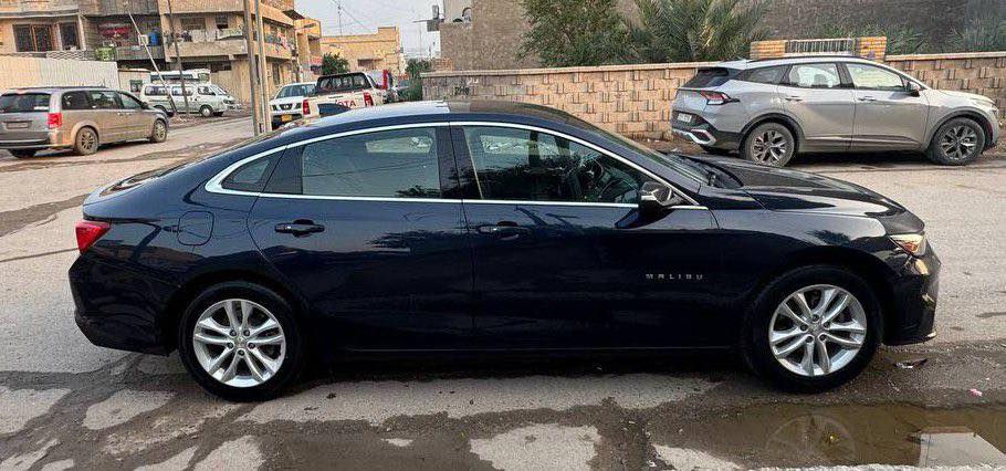 للبيع شيفروليه ماليبو 2018 LT
. اللون نيلي

. القير: أوتوماتيك ATF

الحادث - دعامه امامیه فقط
صور الحادث مرفقه بالمنشور
سیاره نضيفه احله من صور

رقمها شمالي - مكانها بغداد الجديده

للتواصل: *********** يفضل واتساب للرد السريع
