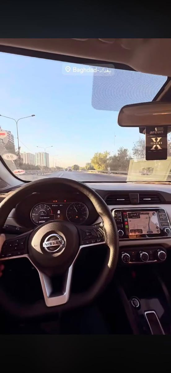 والسلام عليكم
نيسان فيرسا 2021 SV   
فول مواصفات 
رادار امامي خلفي جانبي 

حساسات 
شاشه كاربلاي
سقف والتكم مغلف اسود 
اشاير مري بصمه عدد٢

حادثها جاملغ الخلفي 
الايمن بدون دواخل
سياره كير محرك شرط مناقصها اي شي تجي   صدر جديد تخم تايرات جديد داخلها نضيف السعر 132 وبي مجال حك الجيه
للاستفسار
 هـ / ***********
