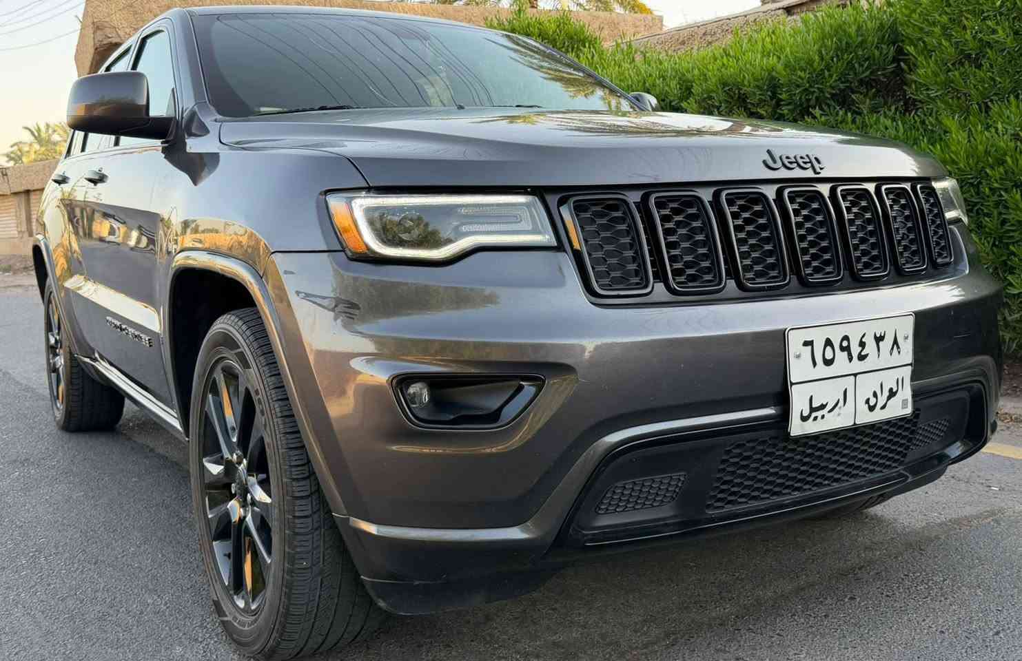 جيب 2020 امريكي مكفوله من صبغ والتبديل بيه بارد بصيط بقبق الصندوك بس كلين محرك 6 سلندر فووول موصفات صندوك كهرباء بصمه فتحه 
عنوان سياره بغداد الاعضميه ..
السعر ..210.. قفلها 
***********
