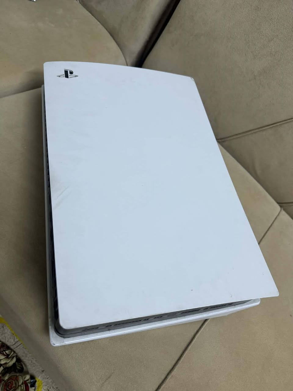 بلي فايف جهاز اخو الجديد نظيف ما مهكر بدون اقراص 2يدة مكاني الدورة رقمي *********** السعر 600قفلة بدون عملة
