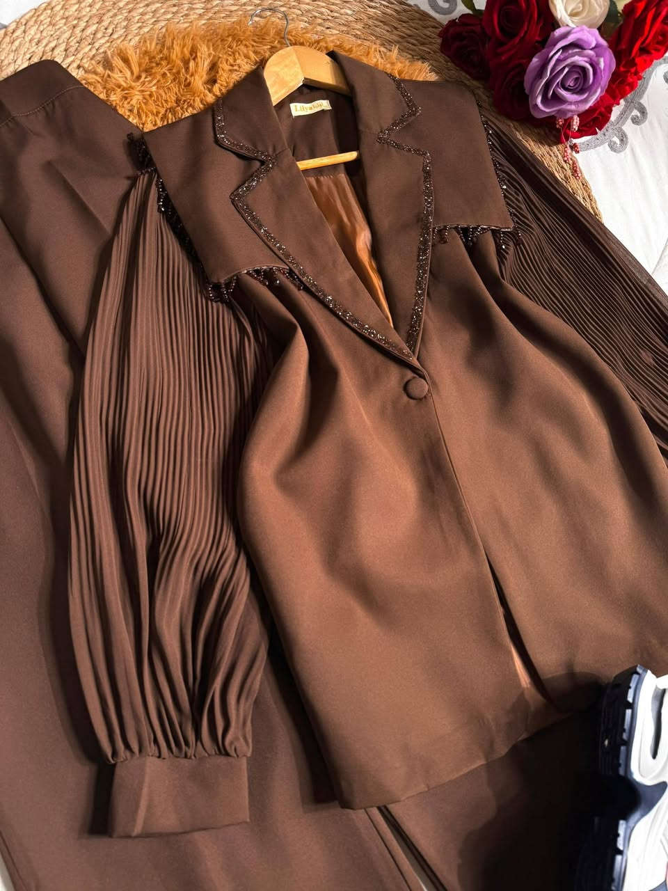 فخامه وجمال. المديل طقم  رسمي قطعتين وووعه  
🧶نوع الخامة دابل تركي  ❤️
السعر 25 فقط
المقاسات   38🌹40🌹42🌹44🌹46🌹48
💵فحص الطلب وقياسه قبل الدفع
✅موديلات اضافيه داخل الصفحه
😉اسعار مذكورة مع كل موديل


**إذا كنت صاحب هذا الإعلان وتريد حذفه لأي سبب، رجاءا أرسل رسالة إلى الدعم الفني**