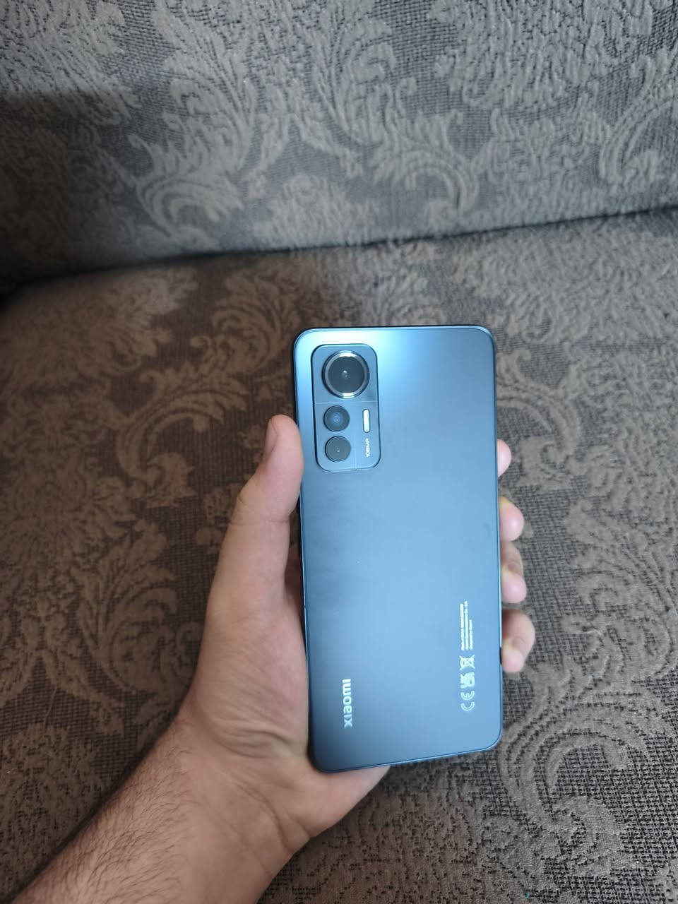 📱 للبيع – Xiaomi 12 Lite (8GB / 128GB)
للبيع Xiaomi 12 Lite بحالة جيدة.

المحتويات:

- 📦 الكارتون الأصلي موجود.
- ❌ الشاحن غير متوفر.

المواصفات:

- 🔹 الرام: 8GB
- 🔹 التخزين: 128GB
- 🔹 المعالج: Qualcomm Snapdragon 778G 5G
- 🔹 الشاشة: 6.55 إنش AMOLED بدقة FHD+ ومعدل تحديث 120Hz
- 🔹 الكاميرات الخلفية:
  - 108MP رئيسية
  - 8MP Ultra Wide
  - 2MP Macro
- 🔹 الكاميرا الأمامية: 32MP
- 🔹 البطارية: 4300mAh
- 🔹 الشحن السريع: 67W
- 🔹 بصمة مدمجة داخل الشاشة
- 🔹 سماعات ستيريو مع Dolby Atmos
- 🔹 يدعم 5G
- 🔹 يدعم NFC
- 🔹 منفذ USB Type-C

المميزات:

- ✅ شاشة AMOLED بألوان ممتازة وسلاسة 120Hz.
- ✅ أداء قوي للألعاب والاستخدام اليومي.
- ✅ كاميرا 108MP تقدم صورًا عالية الجودة.
- ✅ تصميم نحيف وخفيف الوزن.

💰 السعر: 225 ألف دينار (قابل للتفاوض بشكل بسيط).

📩 للاستفسار أو المعاينة، راسلني على الخاص أو عبر واتساب:
مكاني بغداد كرخ اولى 

***********
