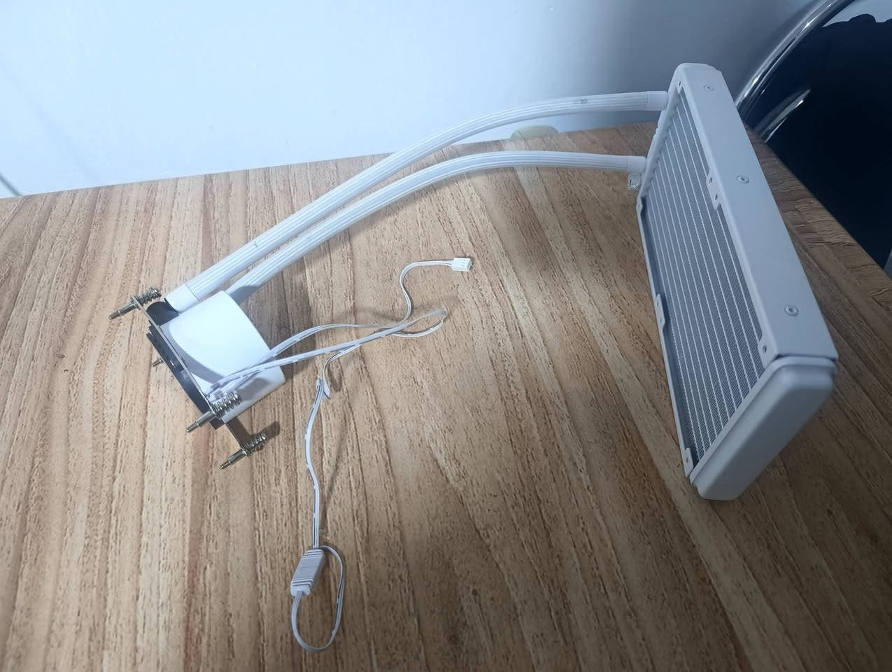 للبيع مبرد مائي 
مستخدم نظيف الجهاز هيج طلع نقص بس فانات


**إذا كنت صاحب هذا الإعلان وتريد حذفه لأي سبب، رجاءا أرسل رسالة إلى الدعم الفني**