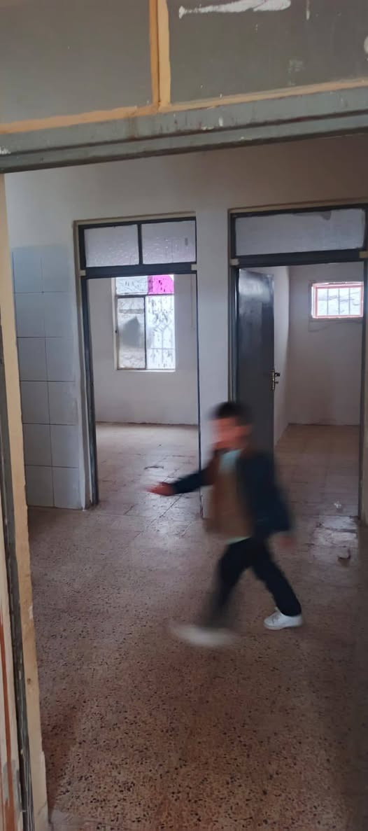 بيت للايجار حي سومر 112
بيت للايجار 160 متر حي سومر 112 قرب موقف الكيات

يتكون من غرفتين نوم وهول واستقبال ومطبخ ومشتملات البيت فوك شقه  

سعر الايجار 200 قفل 

***********
