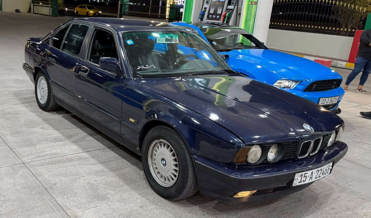 بي ام حجم 525 موديل 91 رقم انبار نكليزي شرط التحويل مكينه فل كير اوتوماتيك سياره جاهزه كير محرك صدر كهربائيات تخم تاير كله شرط ما بيها اي نقصص السعر ٣٥ وبيها مجال بسيط العنوان كركوك رقم الهاتف ***********
