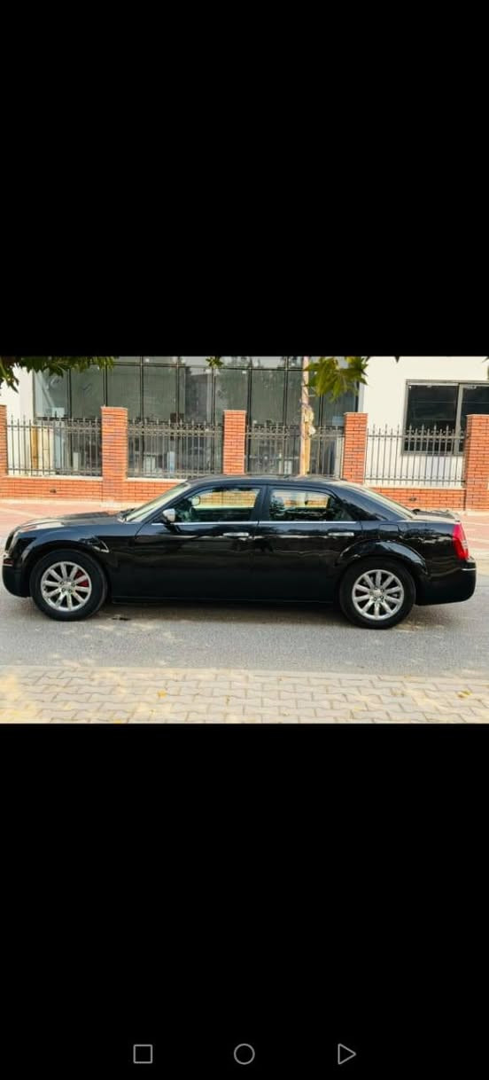 السلا م عليكم ورحمة أوباما 2010 كير مكينة ٣٥٠٠ كفالة السيارة جاهزة مابيها نقص حدادية تخم تاير جديد كهربائيات كلها شغالة رقم أربيل  دولي بسمي تحويل مباشر السونار مرفوق وية الصور مكانها واسط صويرة *********** السعر ١٢٥ وبي مجال قليل
