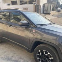 جيب كومباس موديل 2021 مواصفات معروفه السياره نضيفة جداً وكل التفاصيل م...