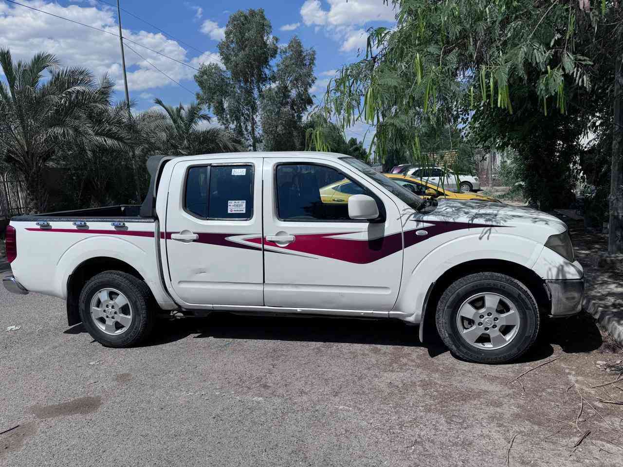 سلام عليكم 
نيفارا 2013 اوتوماتيك 
كير محرك بلاد 
رقم اربيل تحويل ثاني يوم 
سعر 97 وبالخدمه 
***********
