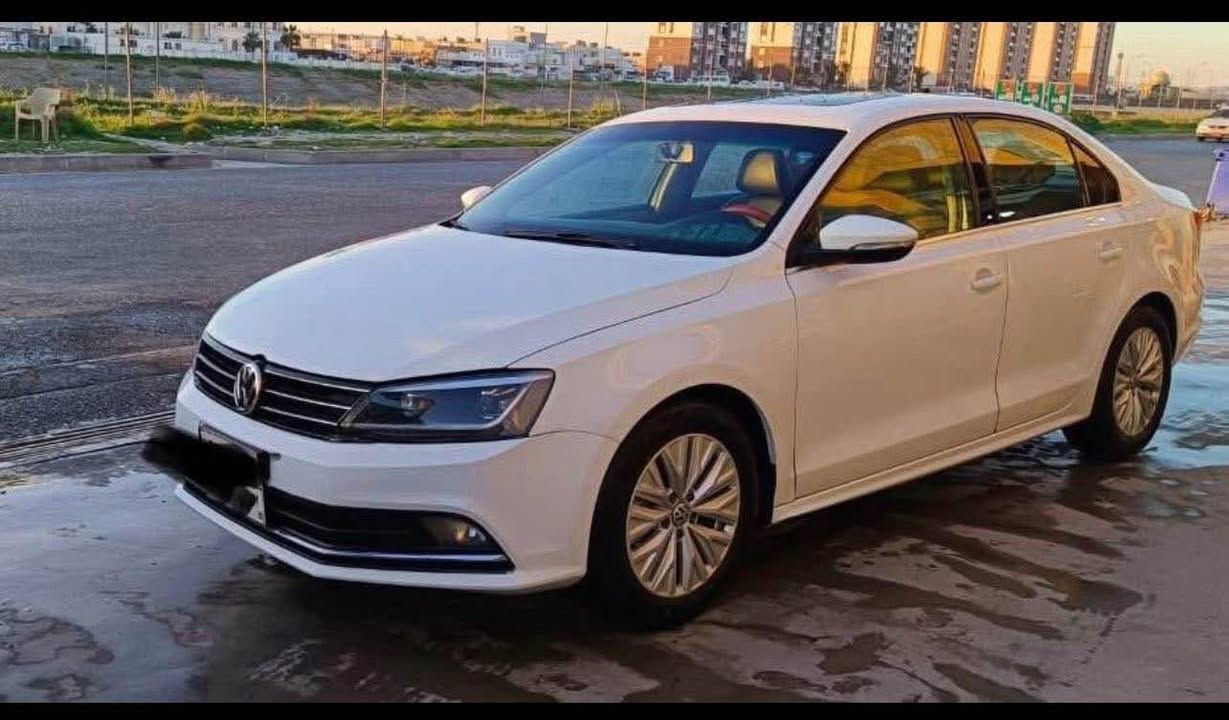 jetta se 2017
جیتا سپی 
سلایت 
بەسمە 
ویلکەپ 
رادار 
شاشە و کامیرا 
بریک بەسمە 
ئۆتۆ هۆلد 
تراکشن کۆنترۆل 
115هەزار کیلۆمتر رۆیە 
وەکو دەعم دوو چاملغی پێشەوەی پارچە رەشە و کەمەک ژۆرێی گرتیە بۆنیتی ساردە کوتە و دەرگای لای سەکنیش هەر دەرگایەک بستەک ساردە کوتە             
125

 وەرەقە Singapore


**إذا كنت صاحب هذا الإعلان وتريد حذفه لأي سبب، رجاءا أرسل رسالة إلى الدعم الفني**