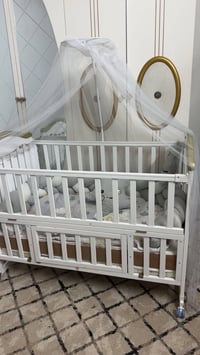 سرير أطفال • فراش • دوشك