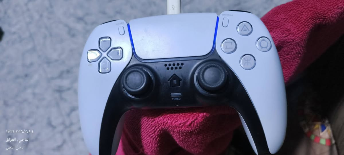 السلام عليكم 
جهاز بلاي فور سلم للبيع ب٣٥٠ ألف
وياه بيس ٢١
Gta5
ليكو 
وثلاث ألعاب كول أوف ديوتي بالحساب


**إذا كنت صاحب هذا الإعلان وتريد حذفه لأي سبب، رجاءا أرسل رسالة إلى الدعم الفني**