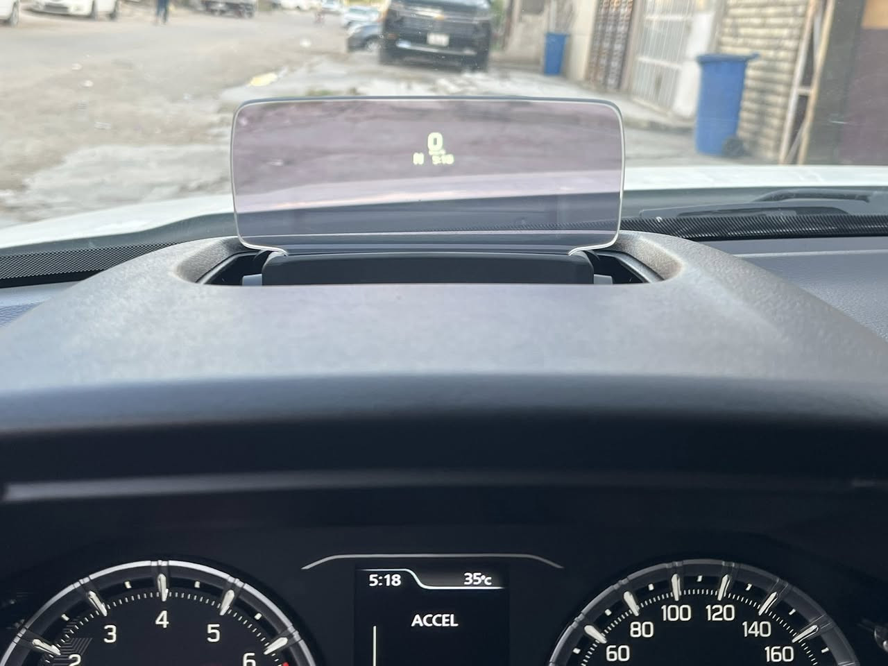 السلام عليكم تيوتا اوربان كروز مديل 2025 ماشية 800 ضمان شركة ساز  سيارة فول مواصفات بانوراما توكلر  سيارة مخزونة مكاني بغداد هذا رقمي ***********
