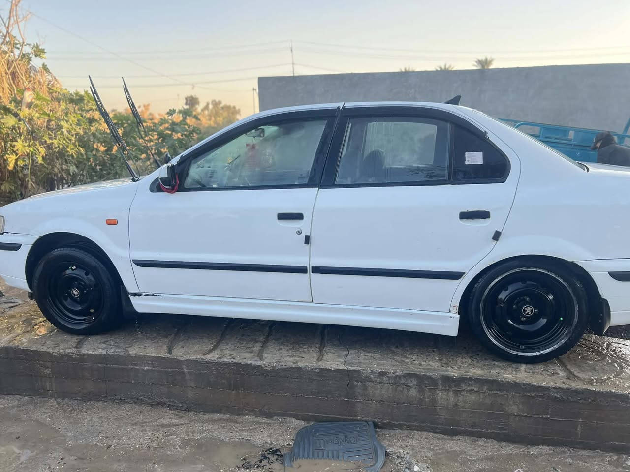 اسلام عليكم سمند ٢٠١١ السياره خير من الله رقم بابل انكليزي باسمي لا صبغ ولا تبديل مكينه وكير خير من الله سعرها ب٤٢ وبيها مجال غير متواجد عل فيس اتصل وبيك خير ودلل ***********
