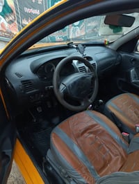 ساينا للبيع موديل 2018 رقمه ميسان سنويه نافذه سياره بيه فطر بلبراكيتات...