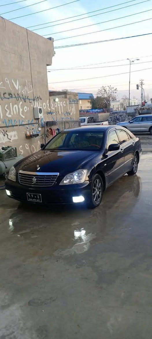 شاهینە 2007 گەورە بە بچوک مووس یەک پارچەی بۆیاخ سەلاجەو پەردەیە شاشەو کامیرە  چوارتایەی تازەی لە ژێرە سیعری بڕاوەم داناوە سەیارەکە نمونەیە کامل مەسروف کراوە تەبریدی ساردو گەرم بەشەرت 50 گەڵا معامەلەیەکی زۆر کەم 
*********** = *********** حلبجة, السليمانية
