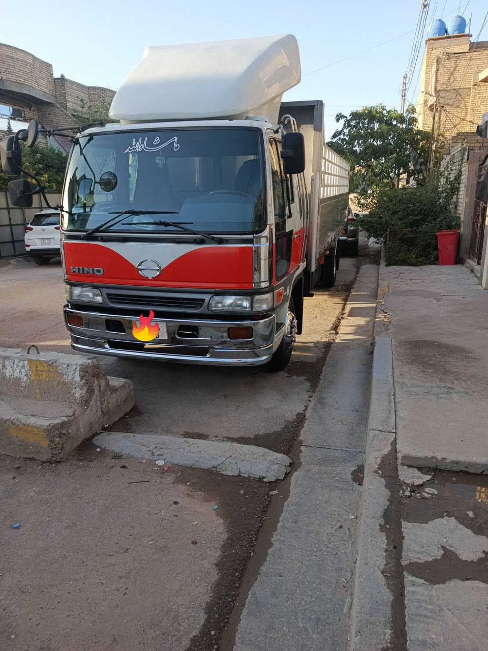 السلام عليكم 
هينو انكر للبيع 80 محسن خطين موديل98 طول ستة وربع رقم انكليزي تحويل ثاني يوم سيارة جاهزة للعمل ‏‪للاتصال ‏‪***********‬‏ مكاني بغداد
