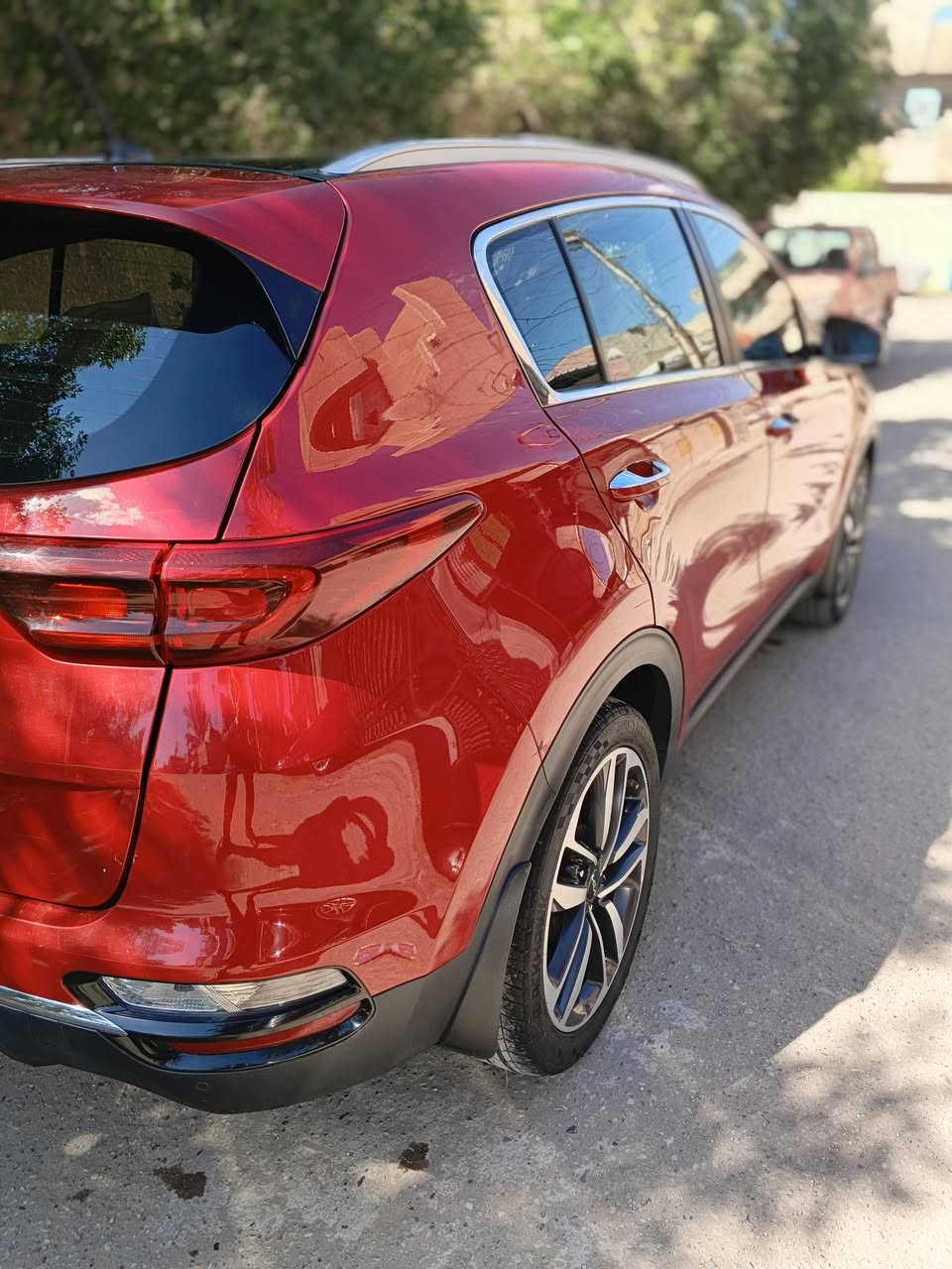 كيا سبورتج موديل 2019 شكل ال 20
مكفولة من كل شي
فول مواصفات ما عدا البصمة لان هاي وكالة الدولية تجي بدون بصمة
بنوراما 
ترحيب 
مري قابلة للطي
داخل حمصي
شاشة ايباد
قطعتين تبريد
حساسات خلفية إمامية
كاميرا دواره
نكيل بلاد
تخم تاير جديد
سايد بريك بالقدم
مكينة 2000 دوش
ماشية 109 حقيقي ادك جرس 
السعر 193$ وبيها مجال
للاستفسار الاتصال ***********
***********
