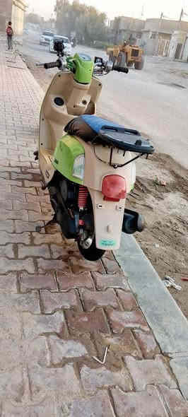 سلام عليكم بوليس موديل 2008 بوشه 49 بلادي ما مفتوحه شلع ومعدل ونعومه خير من الله  كفرات مختمه بلادي  لون تفاحي والداخل كريمي بلادي كهربائيات كلها شغاله اشاير هورن لايت سكن بگ لايت طوافه بنزين عداد دراجه مرتبه مال جناي السعر 900 وبيها مجال قليل العنوان نجف ابوصخير خاص او تصل ع رقم 
***********
