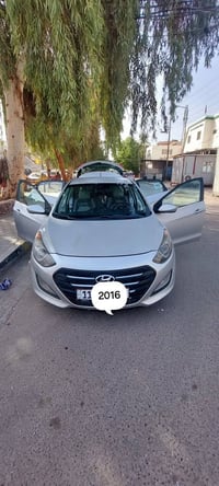 من رخصة الادارة النترا gt موديل 16 محرك 2000 GDI  ماشية 80 mi حادثهه ب...