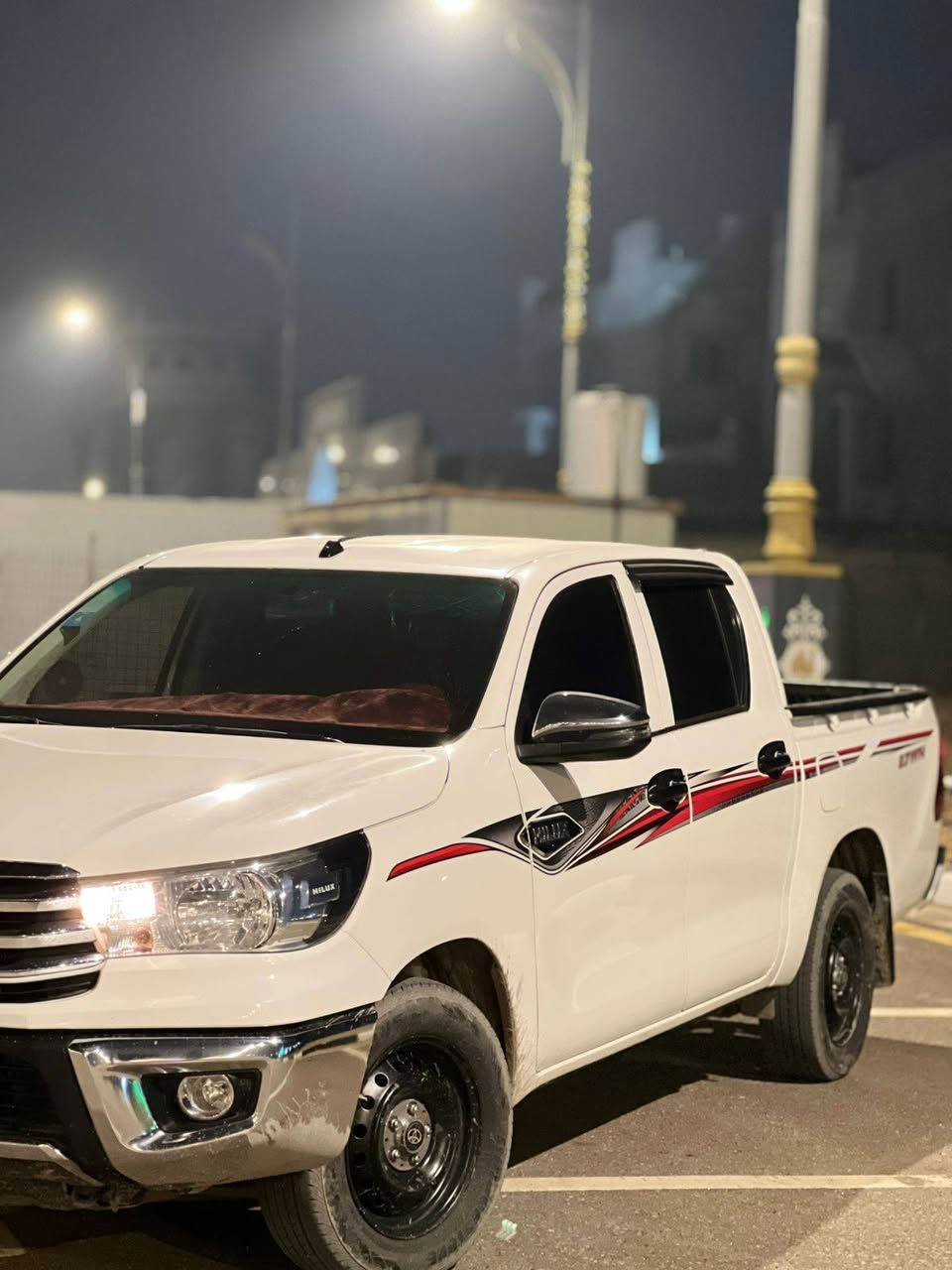 بيكم هايلكس 2024 ماشيه 73/ ***********
