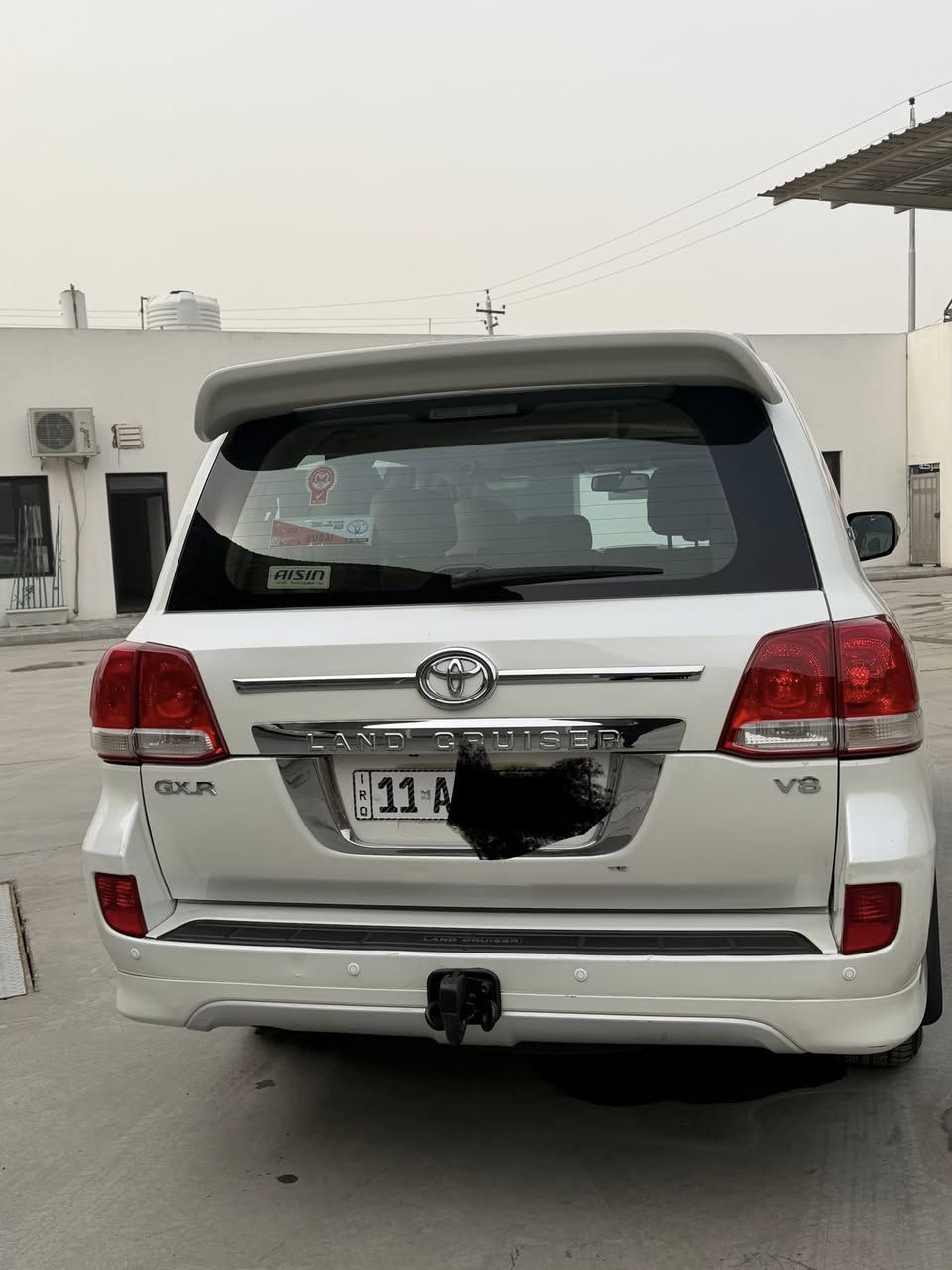 السلام عليكم لاندكروز ٢٠١١ ستينيه
فول  8 سلندر  فتحه  كشنات كهرباء 
مكفوله كفاله عامه 
مكان سياره بغداد السيديه 
للستفسار ***********
