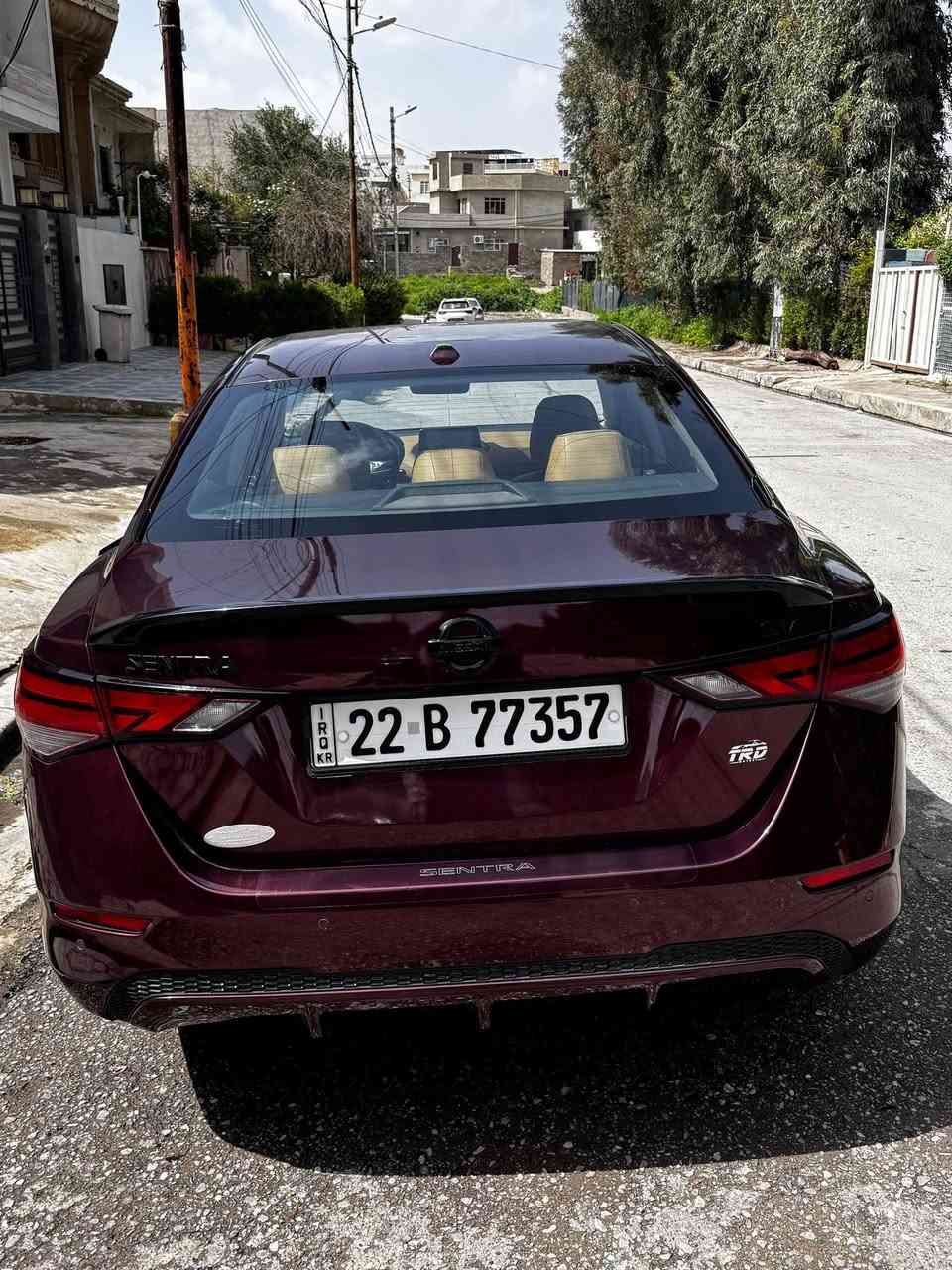 للبيع ...
NISSAN SENTRA 2020 SV PLATINUM
نيسان سنترا 2020 أمريكي فئة SV بلص (بلاتينيوم)  فول مواصفات 1/1
رقم اربيل حديث + سنوية حتى ١٢/٢٠٢٧
ماشية ٦٢ الف كيلو متر
مكان السيارة :  الموصل
بجم وظهر كبس شركة
الضرر جاملغ امامي جهة السايق + ايربكات سليمة وضع شركة (واضح بالصور)
المولصفات
✔️ محرك 2.0 لتر – 4 سلندر
✔️ كير اوتوماتيك CVT مع وضع Low gear
✔️ ثلاث وضعيات قيادة
(Eco - Normal -Sport)
✔️ شاشة 8 إنش + Apple CarPlay & Android Auto
✔️ تشغيل بصمة + بصمة ابواب (للبابين)
✔️ مثبت سرعة ذكي (رادار)
✔️ مكيف أوتوماتيك ثنائي
✔️ كاميرا خلفية + حساسات
✔️ كشنات جلد مشمشي تدفئة
✔️ تحديد مسار
✔️ نقطة عمياء
✔️ رادار امامي وخلفي
✔️ تحكمات ستيرن جهتين
✔️ فتحة سلايد سقف (تنته)
✔️ مرايات شفط + كهرب
✔️ كشن السائق كهرب
✔️ ويل كب كروم ٥ تايرات
السعر 143 ورقة وبيها مجال بسيط للطيبين
للاستفسار ***********   ***********
