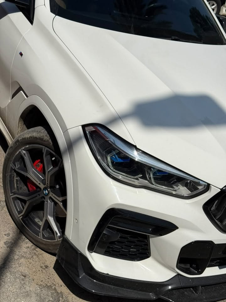 X6 40i 2021
و كالة العروش
52،000km
كفالة عامة من كلشي جديدة و نضيفة جداً السيارة
المواصفات مايحتاج اذكرهن معروفة مواصفتها 40i
سقف ليزر 
داتا شو
شاشات خلفية
اضائة ليزرية
السعر : اتصل 💵
للاستفسار : *********** ☎️
