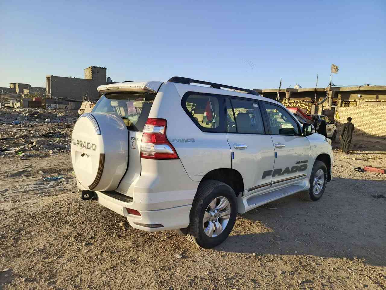 السلام عليكم برادو 2010 محدث 18 سياره حلوه واحلى من الصور ماكينه وقير واكسن عالشرط تا رقمها بغداد وباسمي تحويل ثاني يوم المكان بغداد الشعب الى اكو مراوس تكسي اما جارجر حسب القناعه تكسي صالون السعر الى اكو عنتره مراوس السعر 200 وابيها مجال للشراي يتصلوا بيك خير تدلل سياره ما متعوبه جوه رجلي فقط ***********
