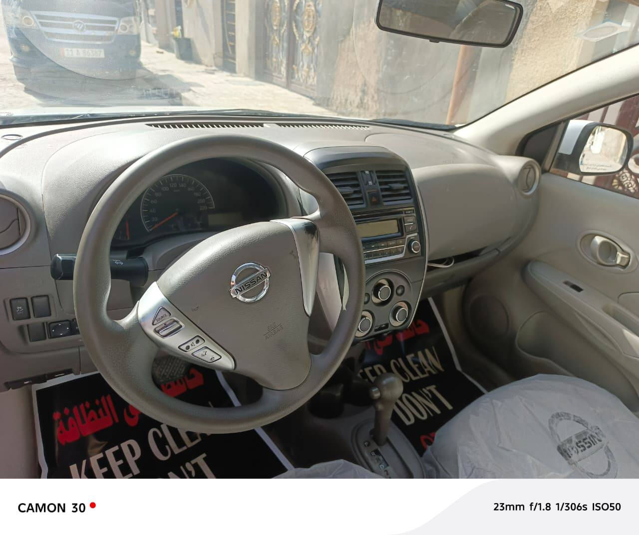 السلام عليكم سني موديل ٢١ رقم بابل انكليزي باسمي سياره ماشيه ١٥٧ حقيقي سياره بيهه ضربه جاملغ خلفي عكس سايق وبيهه تبديل قبق جنطه وصبغ جاملغ الاخر كير ومكينه خير من الله تبريد ثلج سياره جاهزا المكان بغداد حي المعالف السعر ٩٢وبي مجال حك جيه رقم الهاتف ***********
