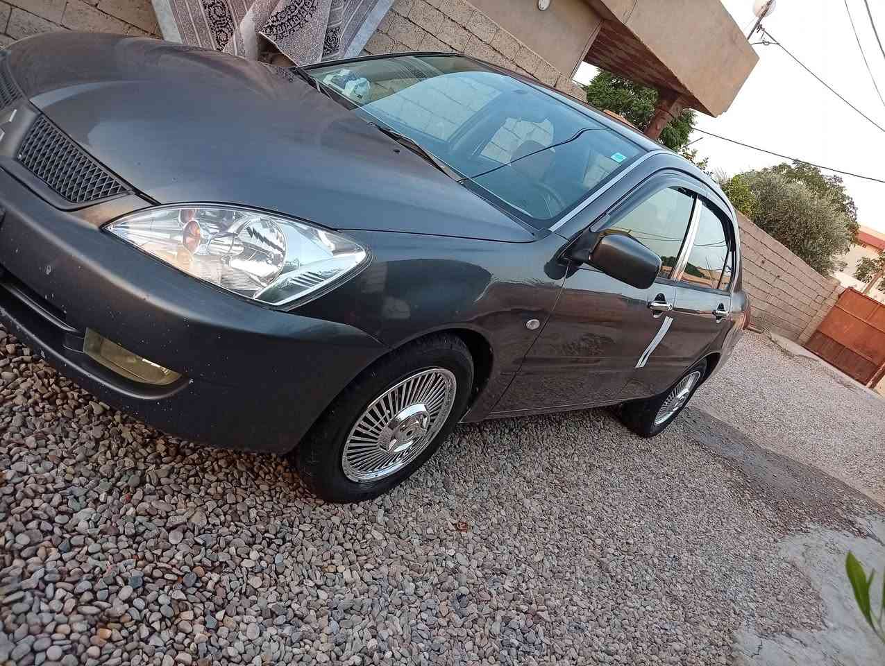 لانسر موديل 2008 محرك كير مكفولات تبريد ثلج كهربائيات كلها شغال صدر امامي خلفي جديد مكفوله من الضربه مصبوغه عام لجماليه رقم انبار مشروع وطني سنويه جديده سياره جاهزه مابيها نقص سعر 63 وبي مجال رقمي ***********
