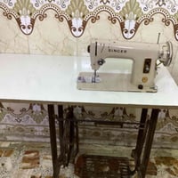 مكينة خياطة • شغاله • مكان الحريه