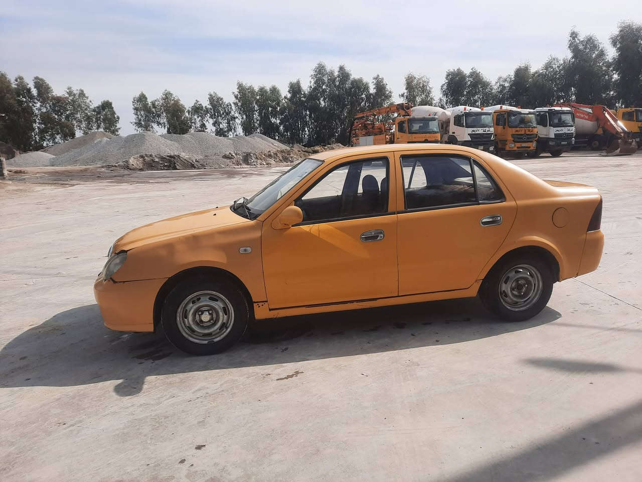 سي كي للبيع موديل 2009 مكينه وكير شرط كورله كابون بانزين هئيه غرامات صفر بيه تلقيطات مال تكسي للبيع او مرواس *********** السعر 30وراقه وبيه مجال قليل
