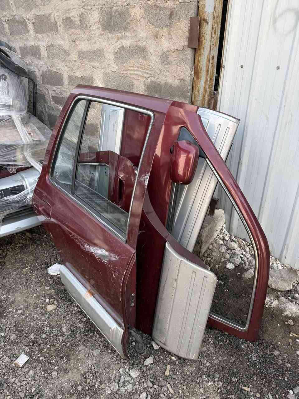 محلات ابو محمد العامري
بغداد - بوب الشام 
***********
