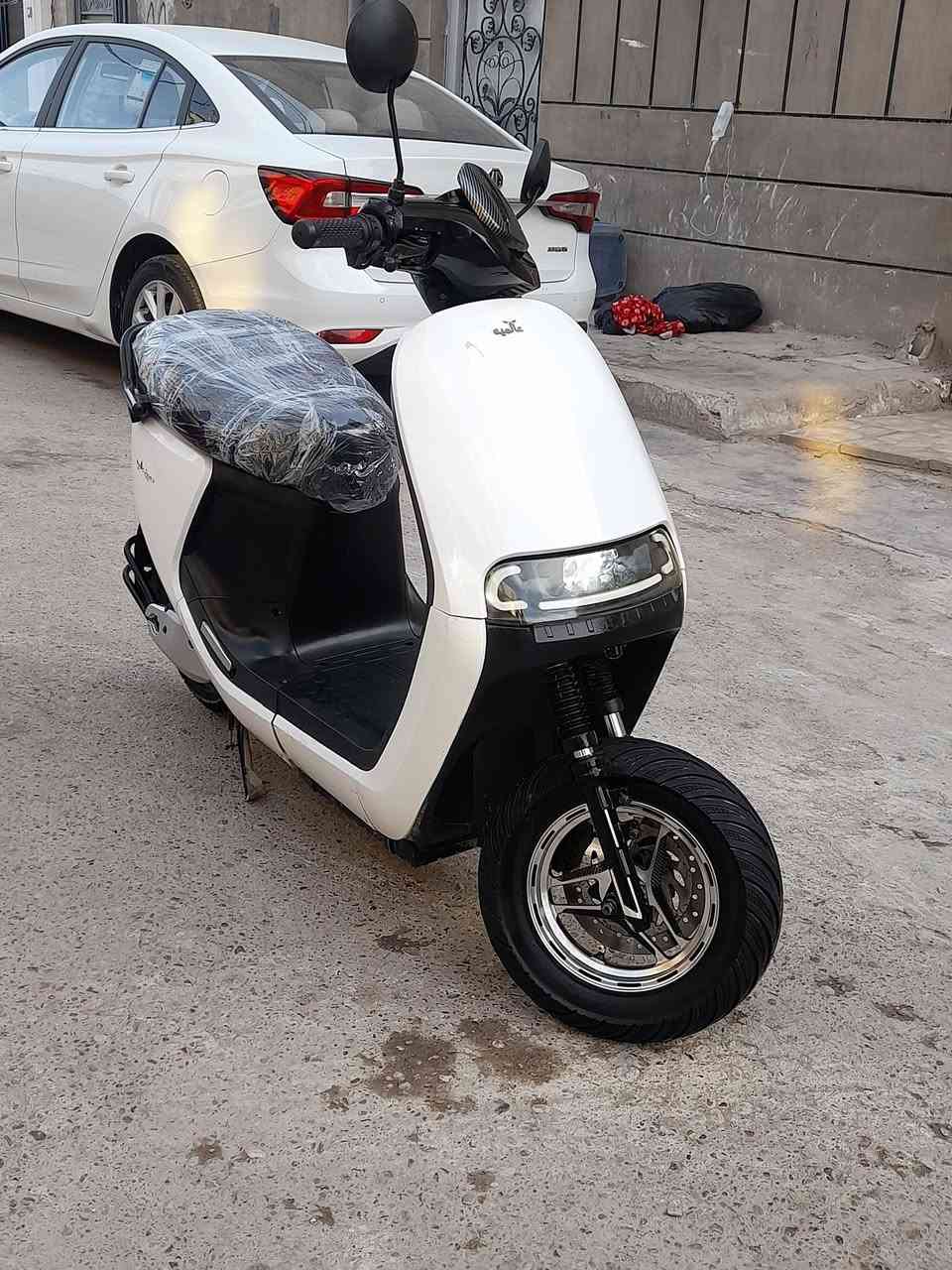 السلام عليكم دراجة شحن من حسين عالميه 2025
6 بطاريات جدد 
تشغيل كارت 
دبل اشاره 
لايت عالي ناصي 
نضام بارك 
نظام بك
منفذ يوسبي 
السعر 390 وبيها مجال 
العنوان بغداد بلديات 
الرقم ***********
